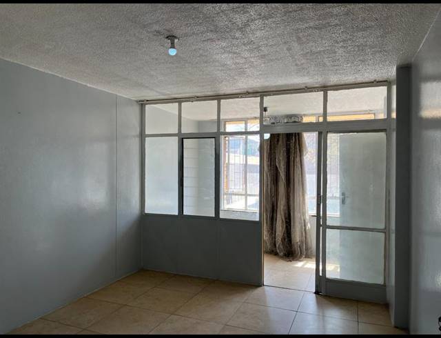 2 BEDROOM PROPERTY TO RENT IN ARCADIA